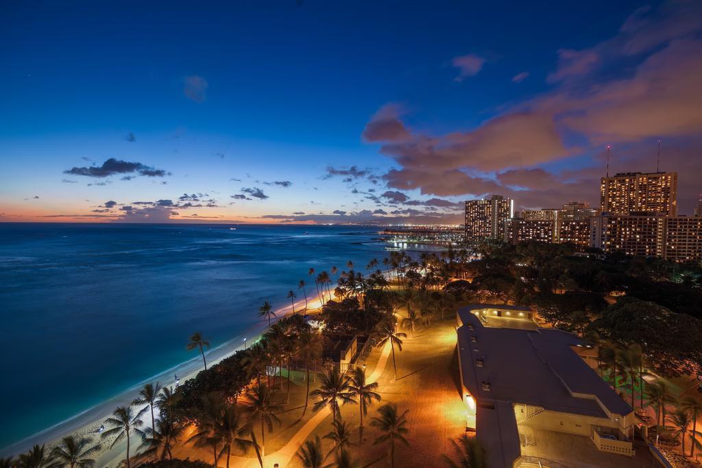 Castle Waikiki Shore Honolulu Exteriör bild